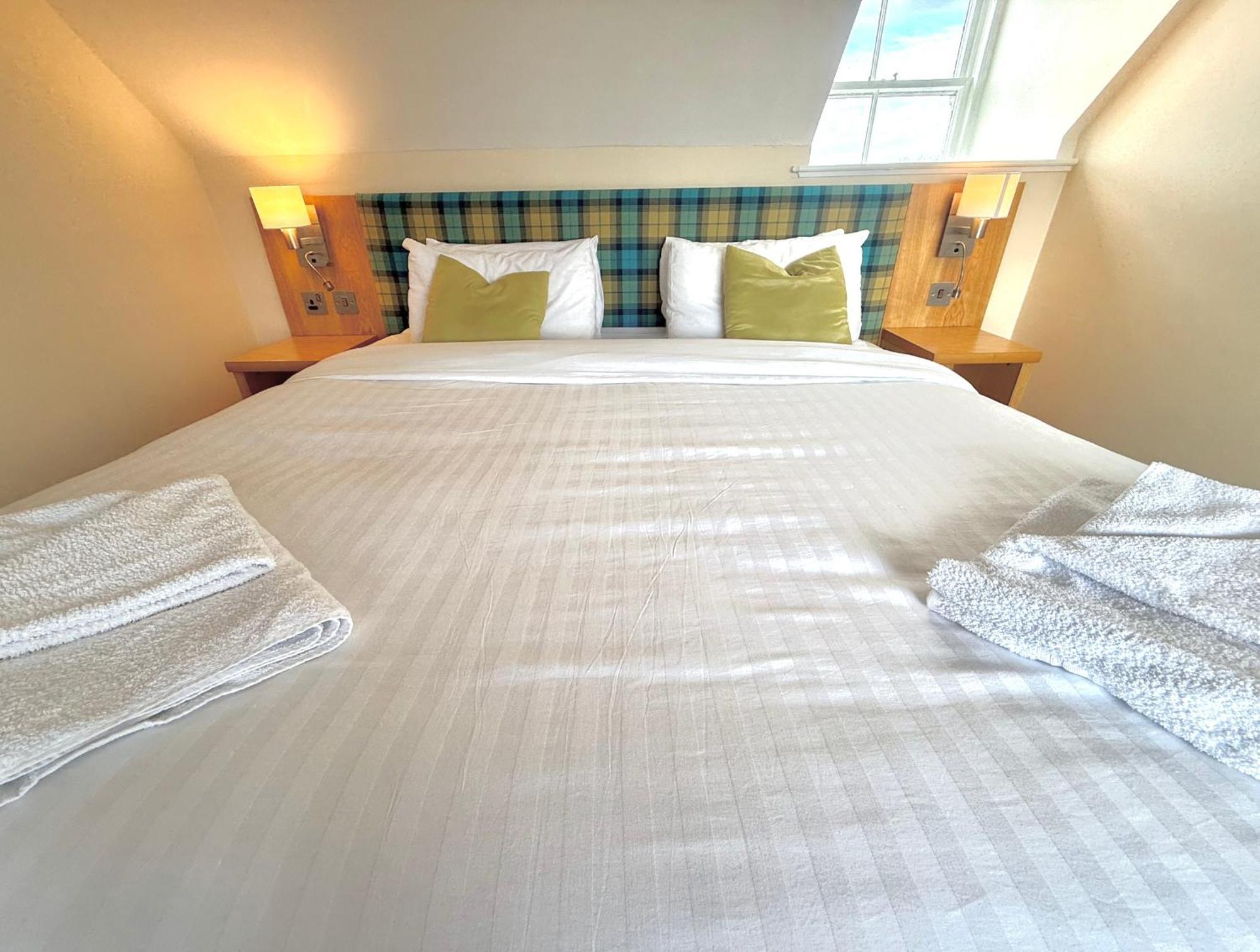 The Clubhouse Hotel แนร์น ภายนอก รูปภาพ